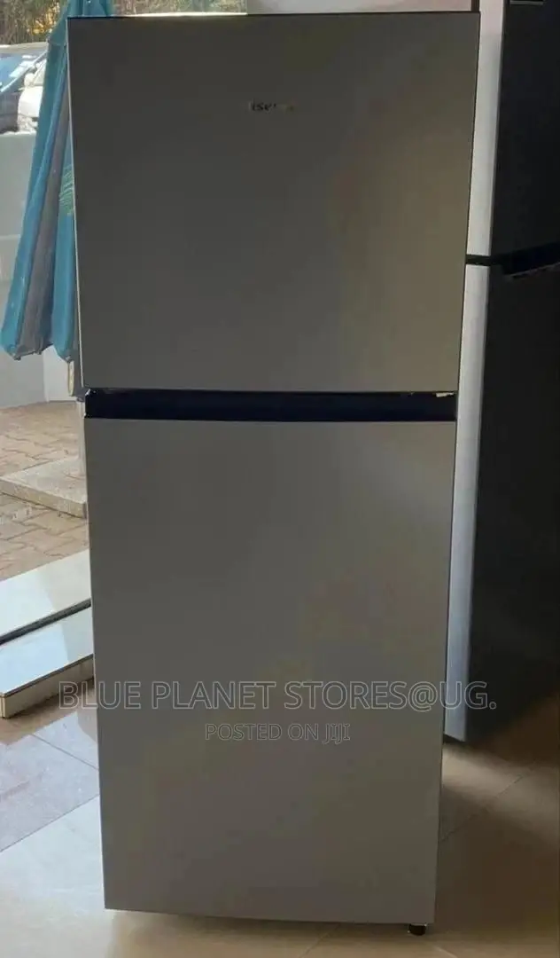 Hisense 266litres Double Door Refrigerator // Frost Free 