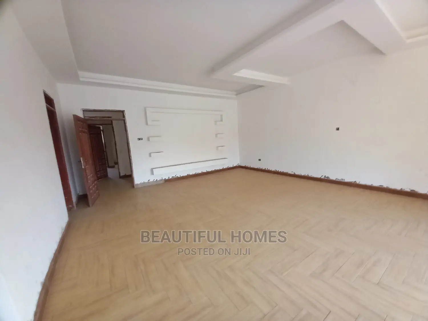 Furnished 6bdrm Mansion in Najjera, Central Division for Sale