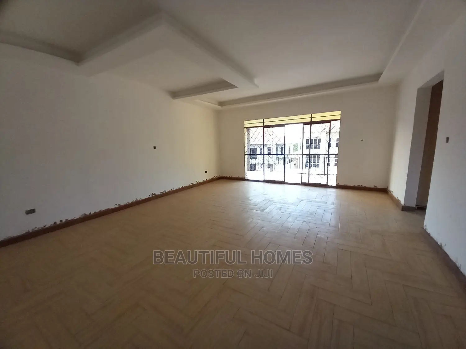 Furnished 6bdrm Mansion in Najjera, Central Division for Sale