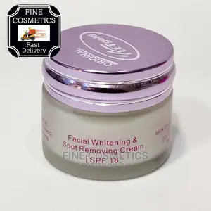 Veet Gold Facial Whitening Spot Removing Carrot Cream
