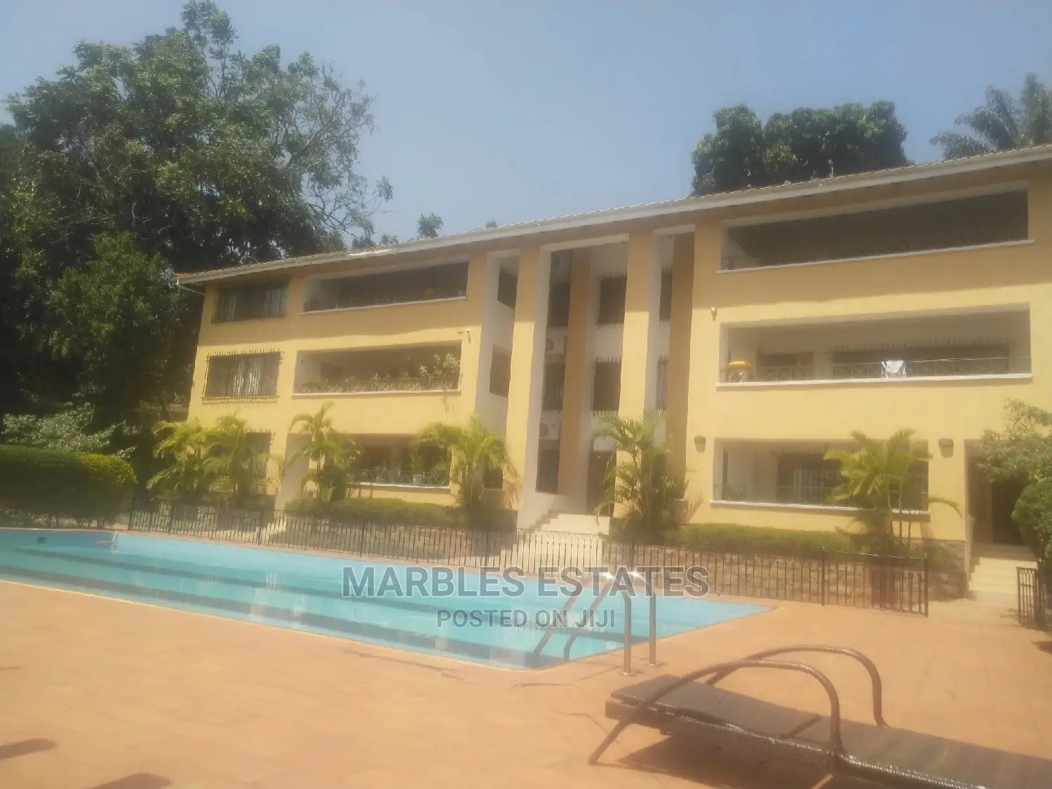 3bdrm Apartment in Mbuya, Central Division for Rent