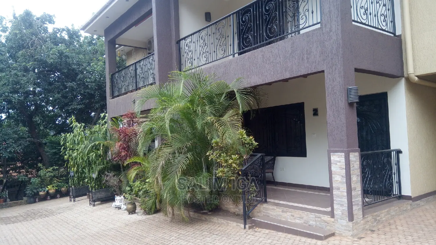 Furnished 4bdrm Townhouse/Terrace in Kololo Property, Central Division