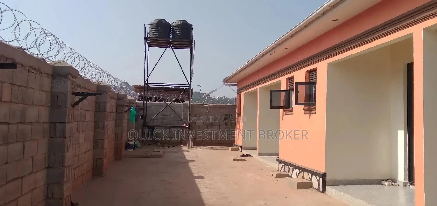 2bdrm Apartment in Quick Broker, Kawempe for rent