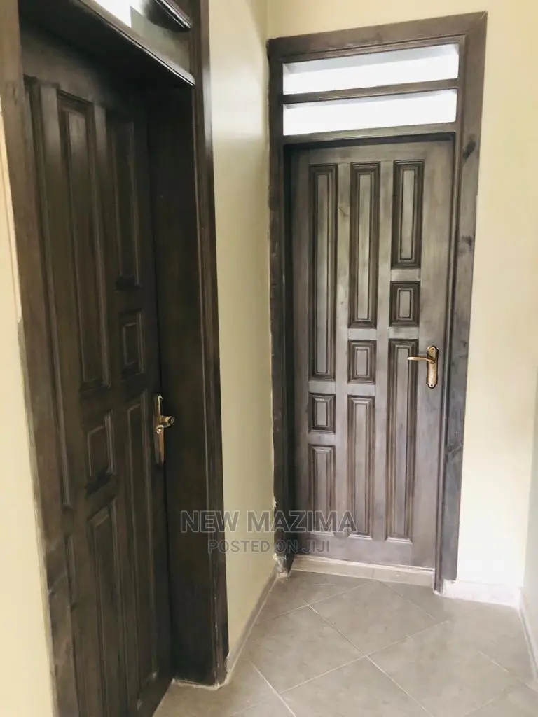 6bdrm Block of Flats in Buziga Konge, Division B for sale