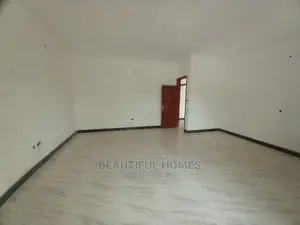 Furnished 6bdrm Mansion in Corporate Lane, Kira for Sale