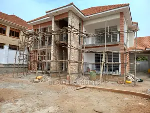 Furnished 6bdrm Mansion in Upscale, Kira for Sale