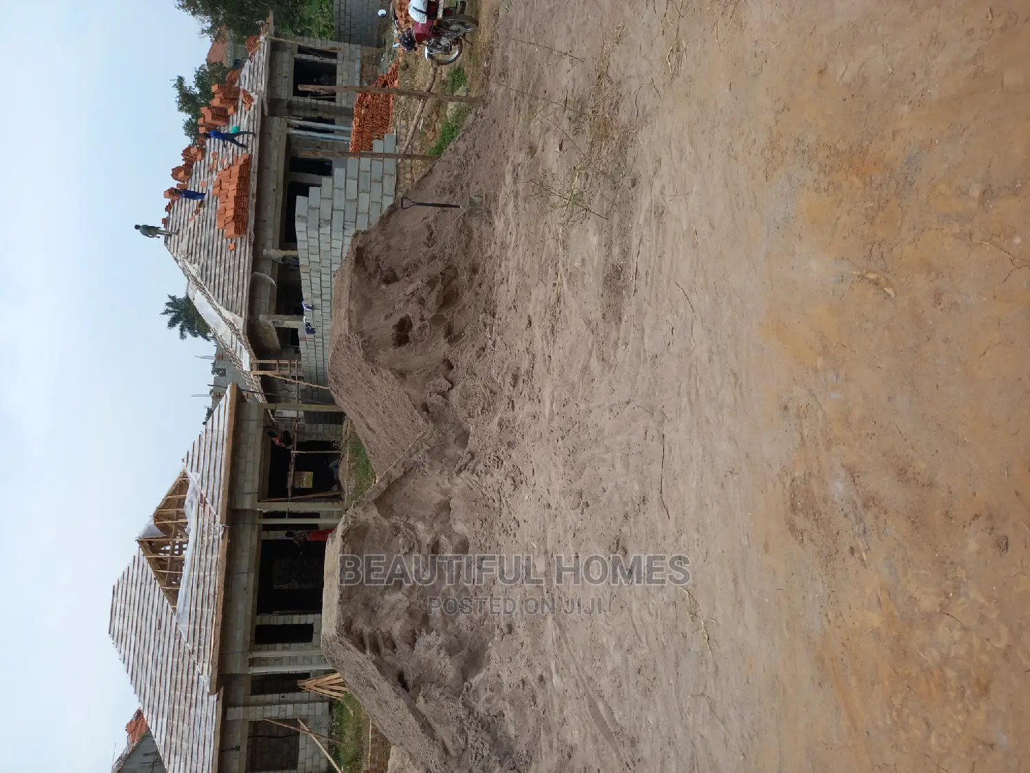 Furnished 4bdrm Bungalow in Kira Prime for Sale
