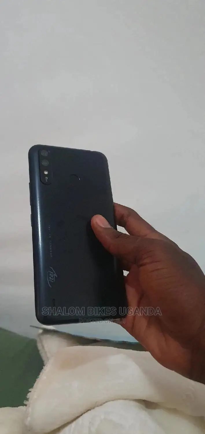 Itel A56 16 GB Black