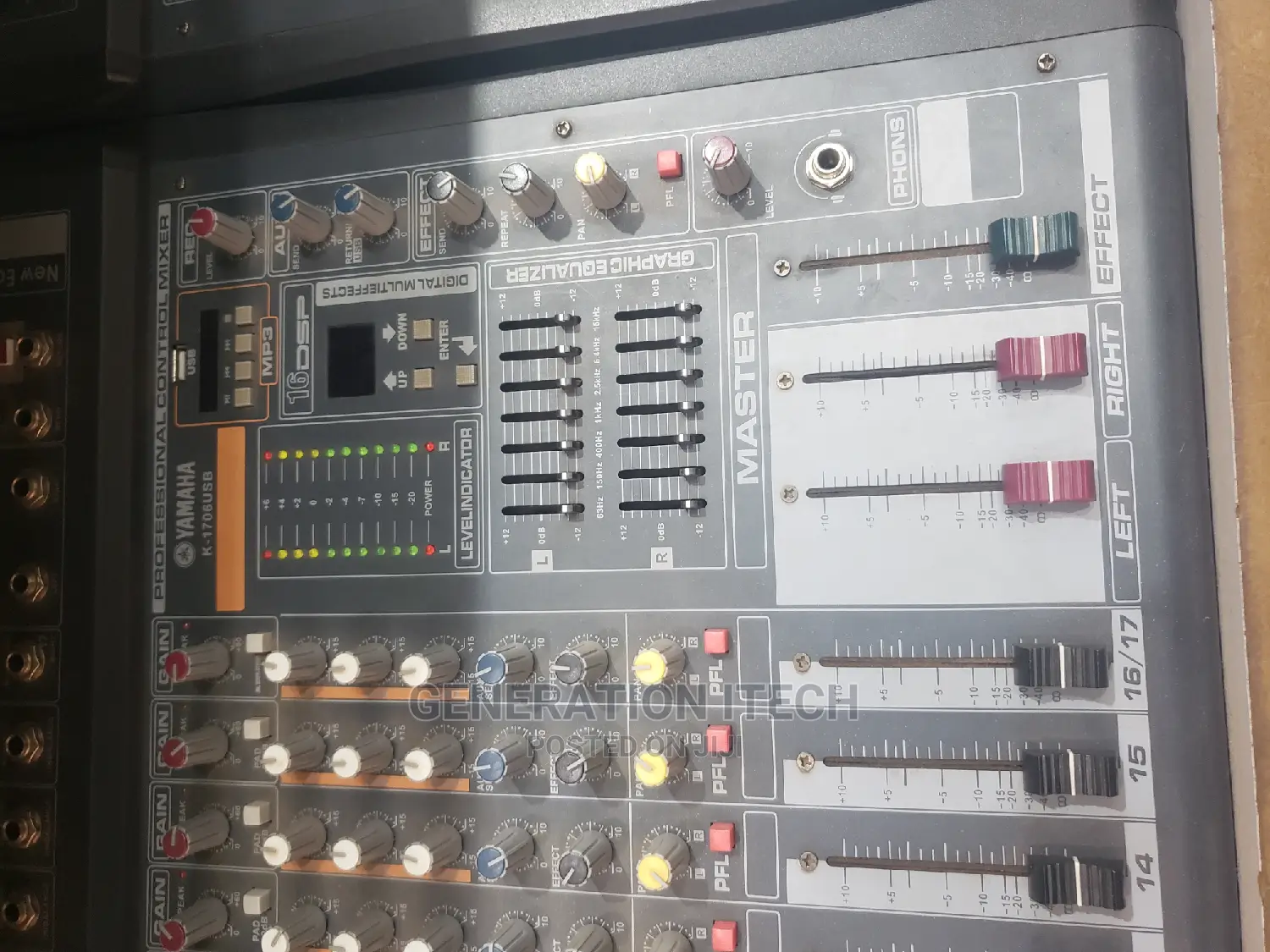 Yamaha 16 Channel Proffessional Audio Mixer - K-1706