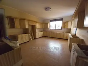 Furnished 6bdrm Mansion in Ministers Village, Kira for Sale