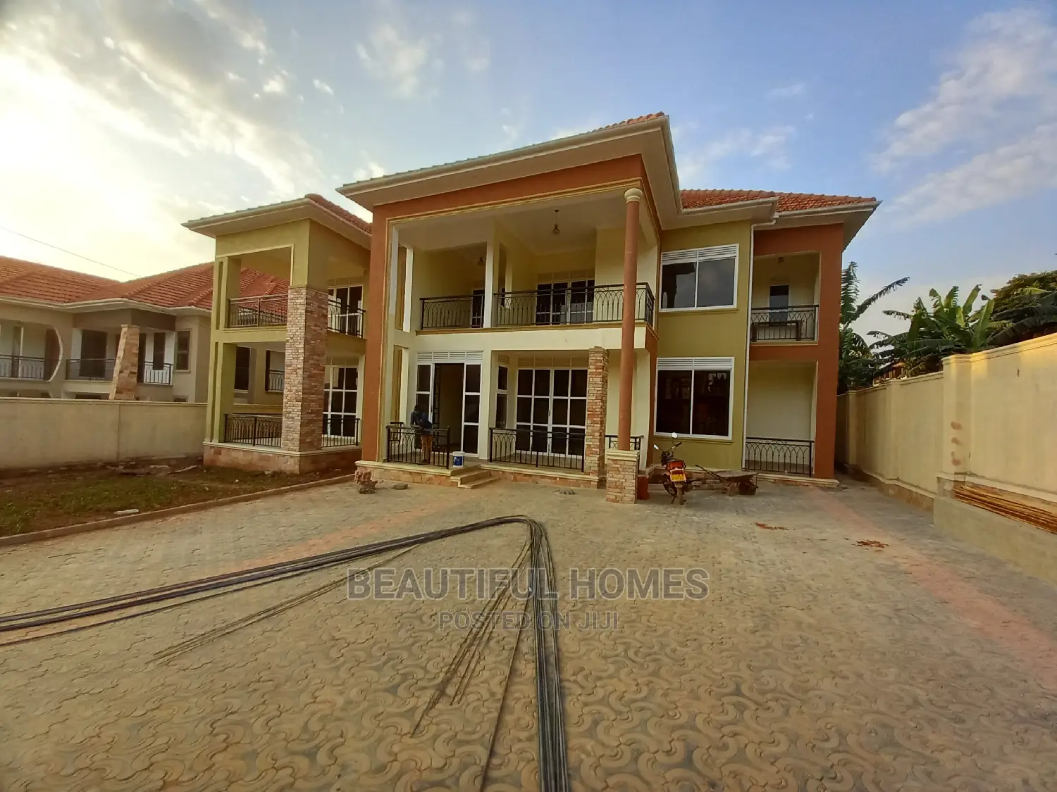 Furnished 6bdrm Mansion in Najjera Gated Estate, Central Division