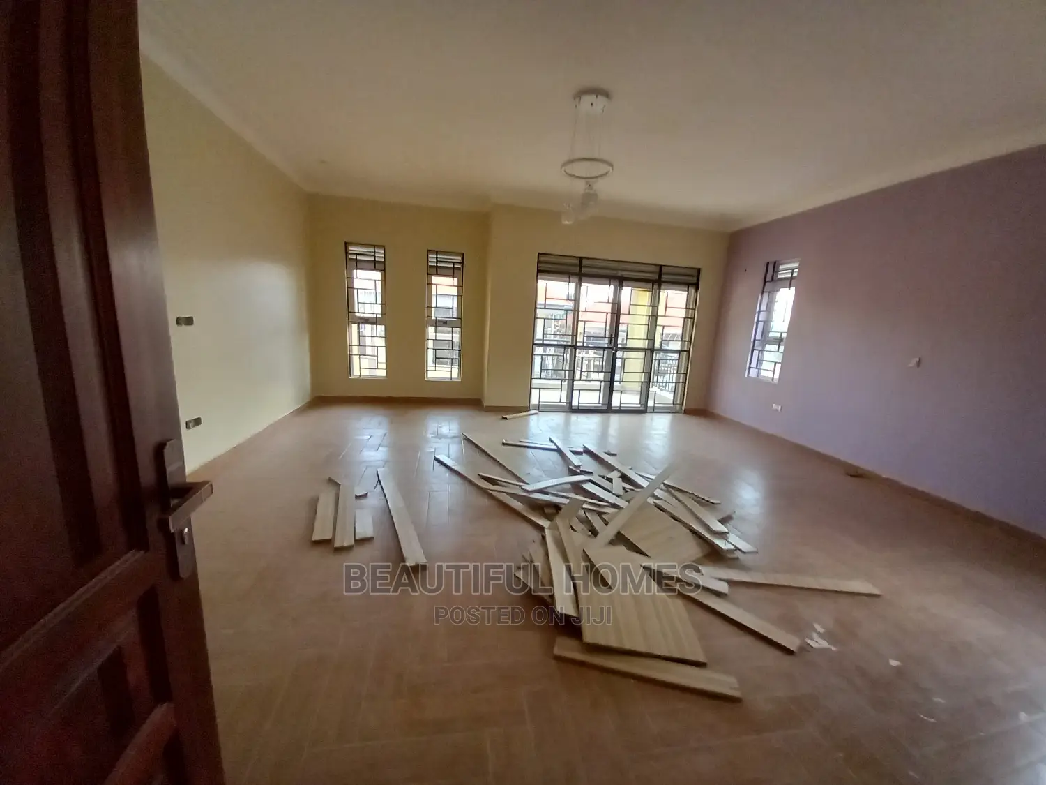 Furnished 6bdrm Mansion in Najjera Posh, Central Division for Sale