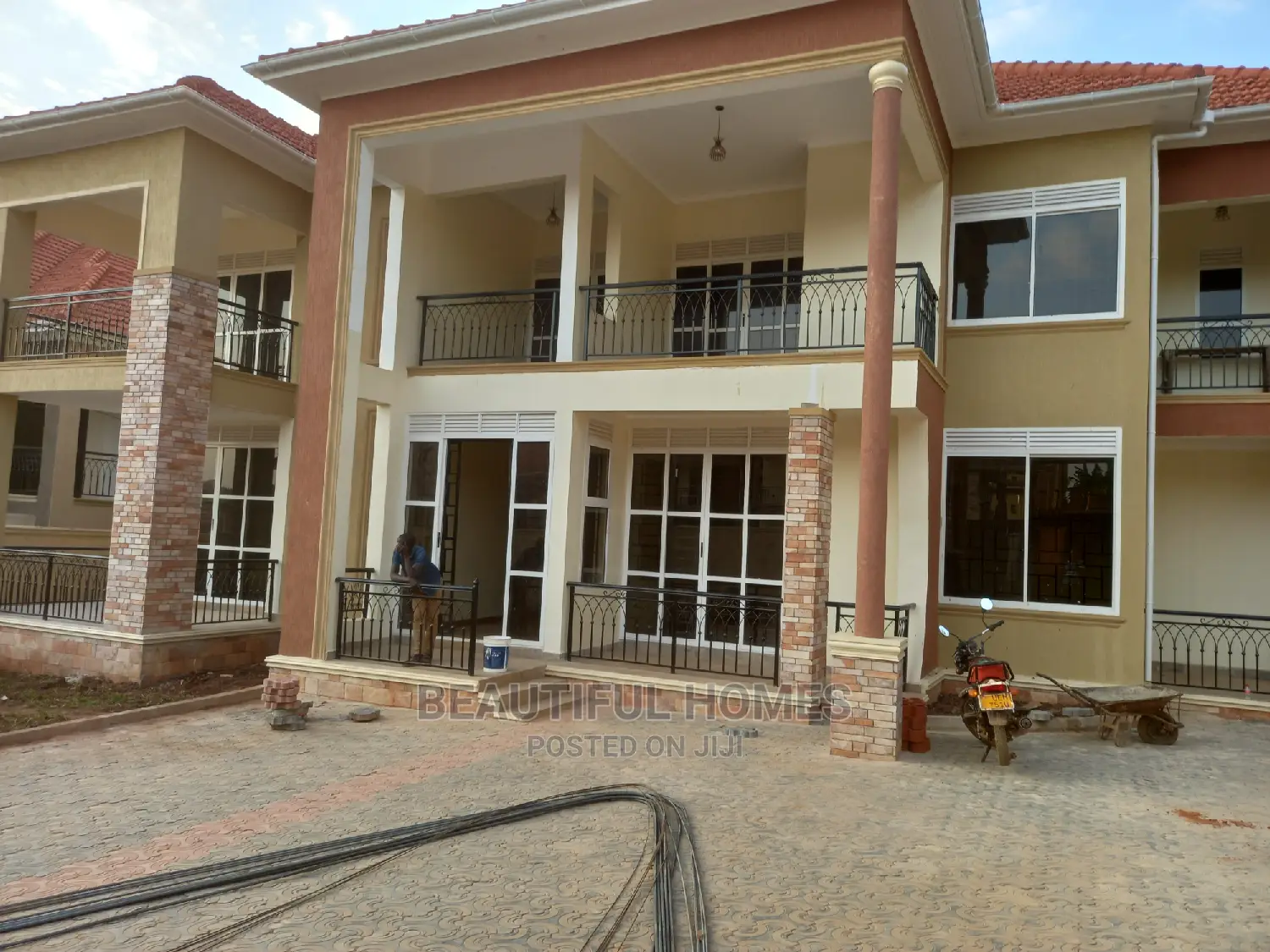 Furnished 6bdrm Mansion in Najjera Corporate, Central Division