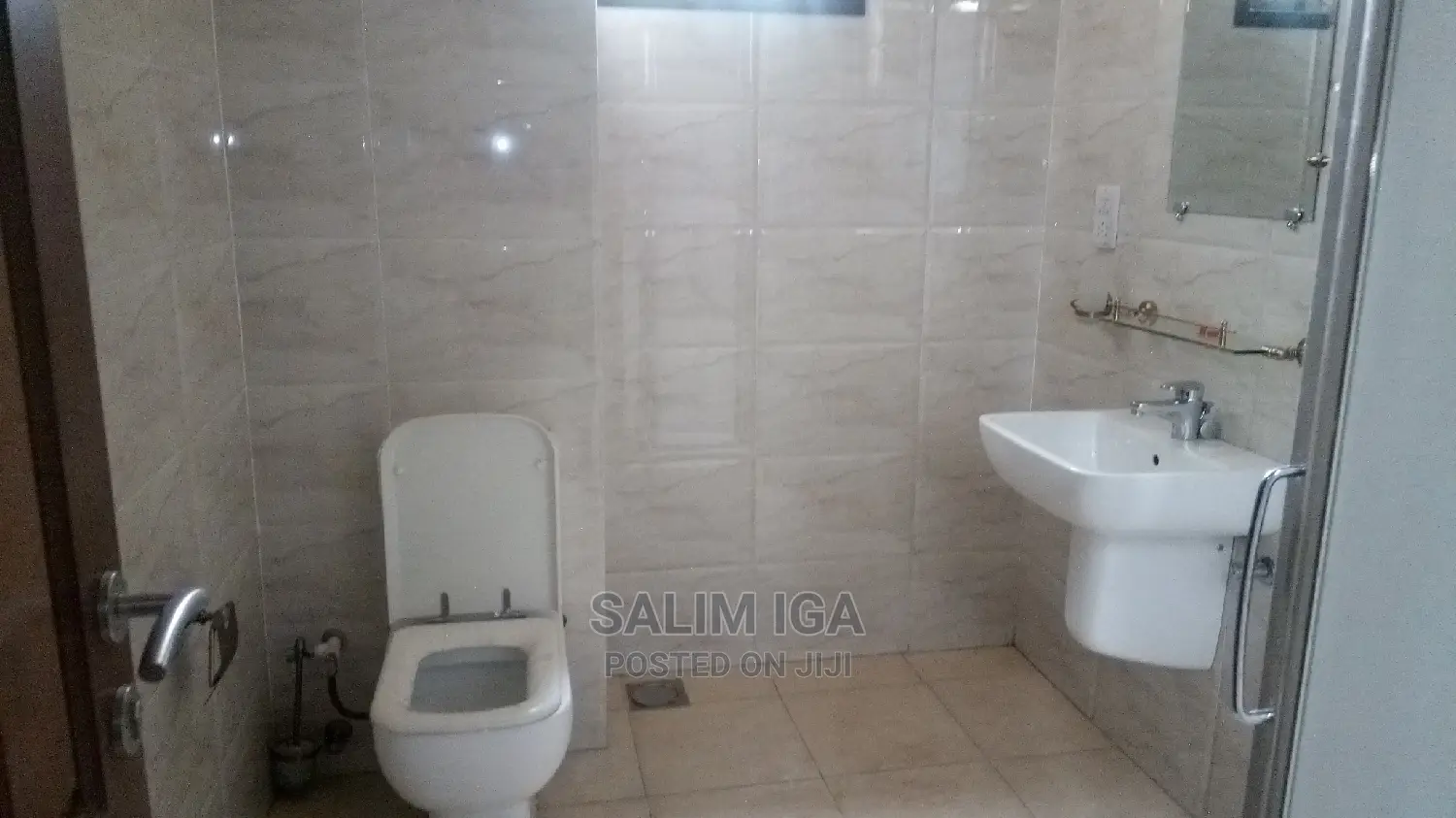 Furnished 3bdrm Block of Flats in Kololo Property, Central Division
