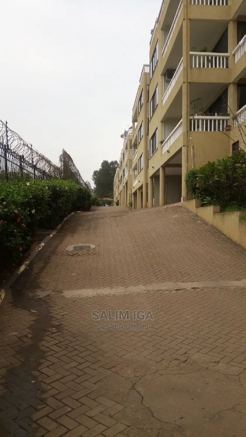 Furnished 3bdrm Block of Flats in Kololo Property, Central Division