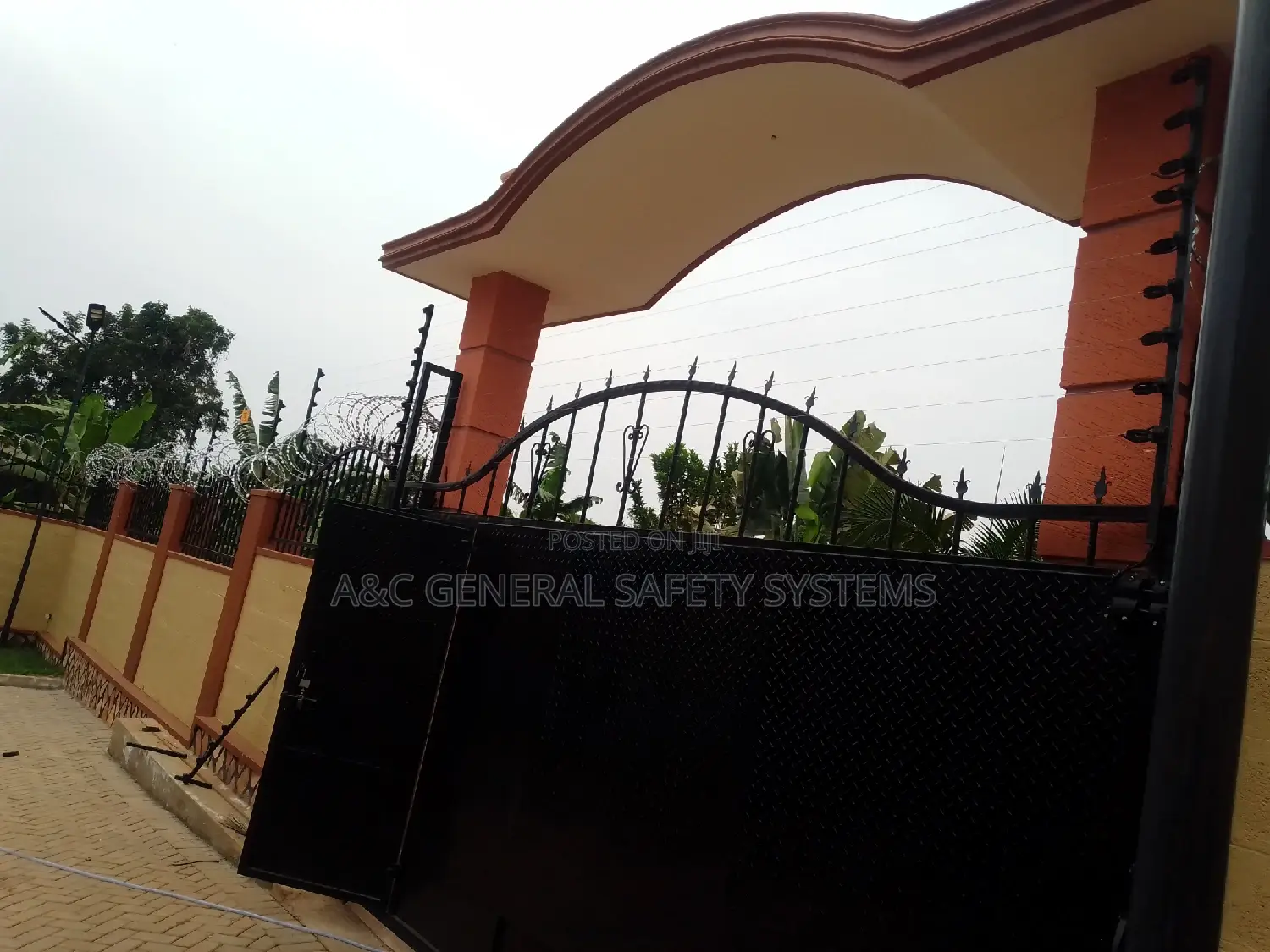 Electric Wire Fencing to Kickaway Vandalism and Trespassers
