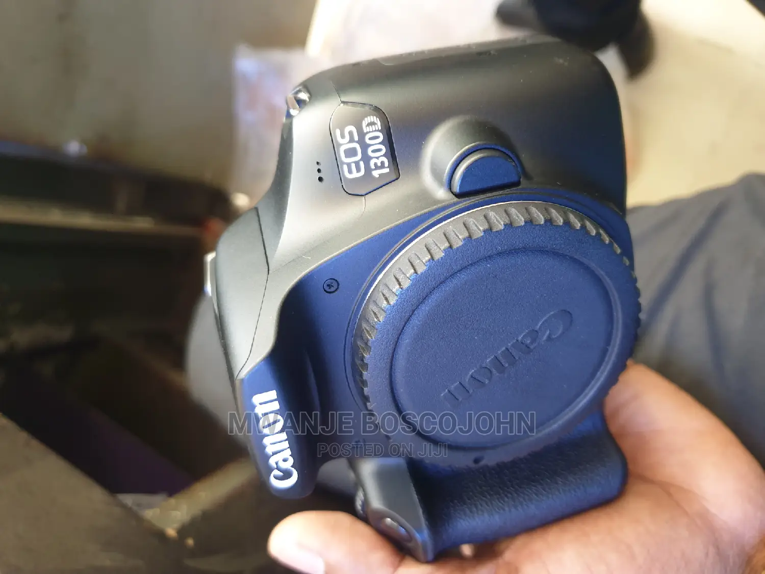 Canon 1300D