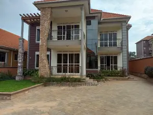 Furnished 6bdrm Mansion in Kisaasi Corporate, Central Division