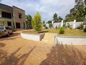 Furnished 4bdrm House in Kira Good for Sale