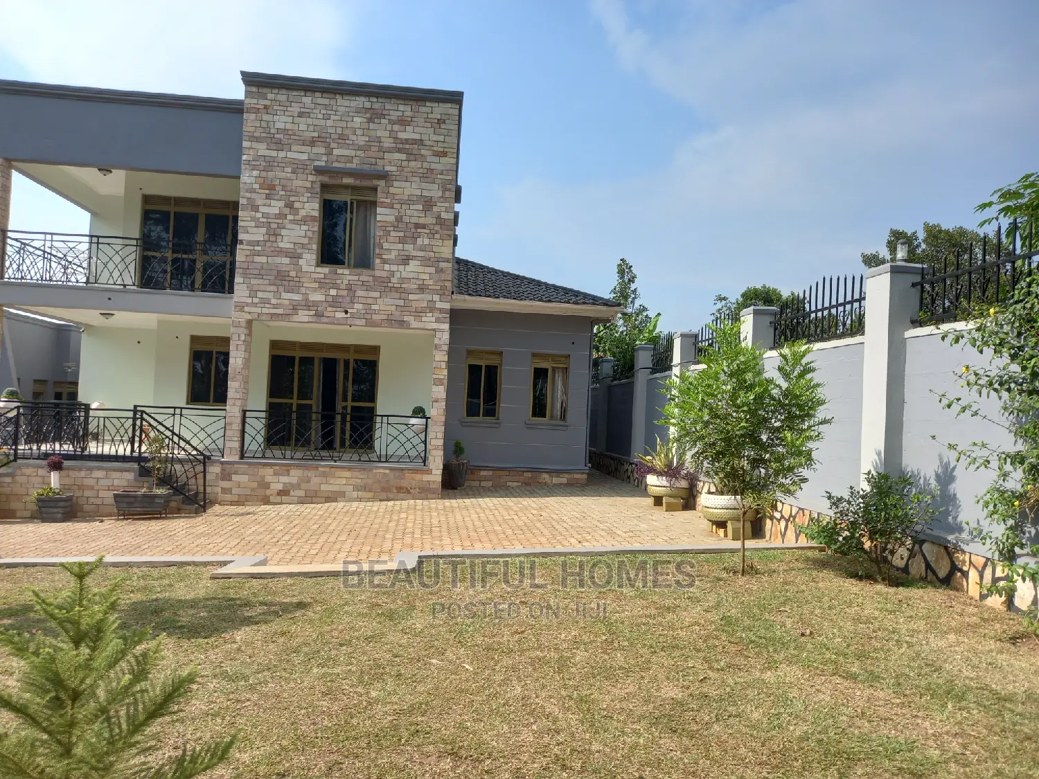 Furnished 4bdrm House in Kira Nice Place for Sale