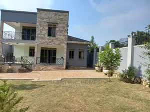 Furnished 4bdrm House in Kira Nice Place for Sale