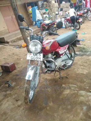 Bajaj Boxer 2021 Red