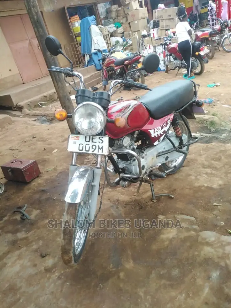 Bajaj Boxer 2021 Red