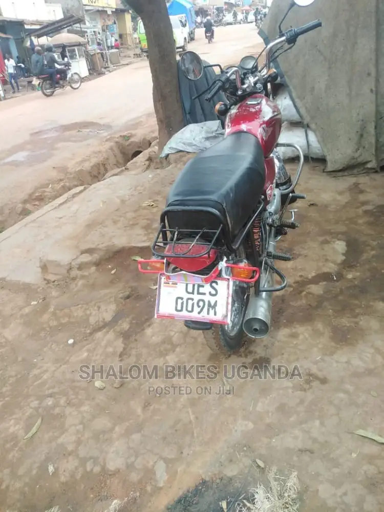 Bajaj Boxer 2021 Red