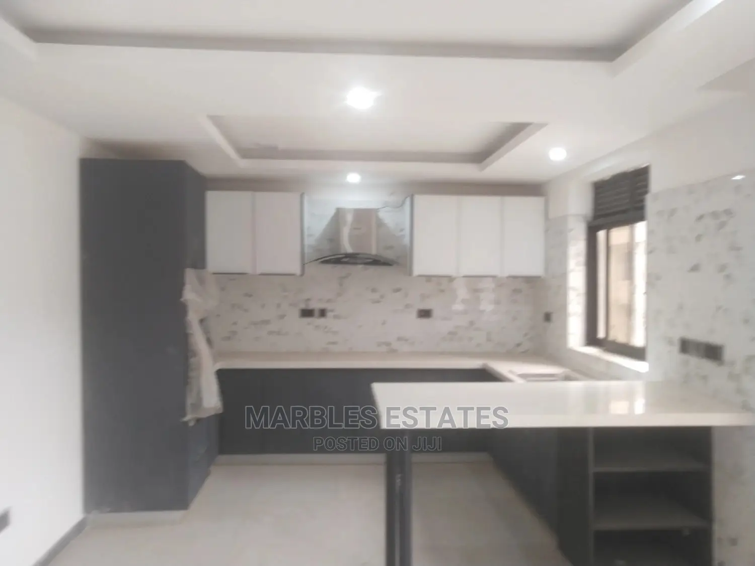 2bdrm Condo in Mbuya, Central Division for Sale