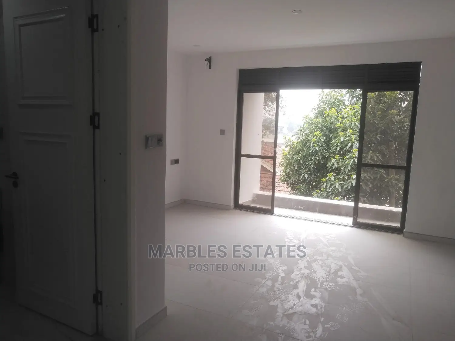2bdrm Condo in Mbuya, Central Division for Sale
