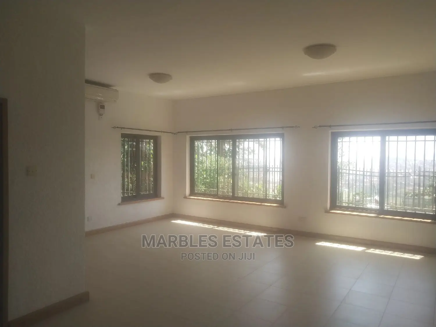 Furnished 3bdrm Apartment in Mbuya, Central Division for Rent
