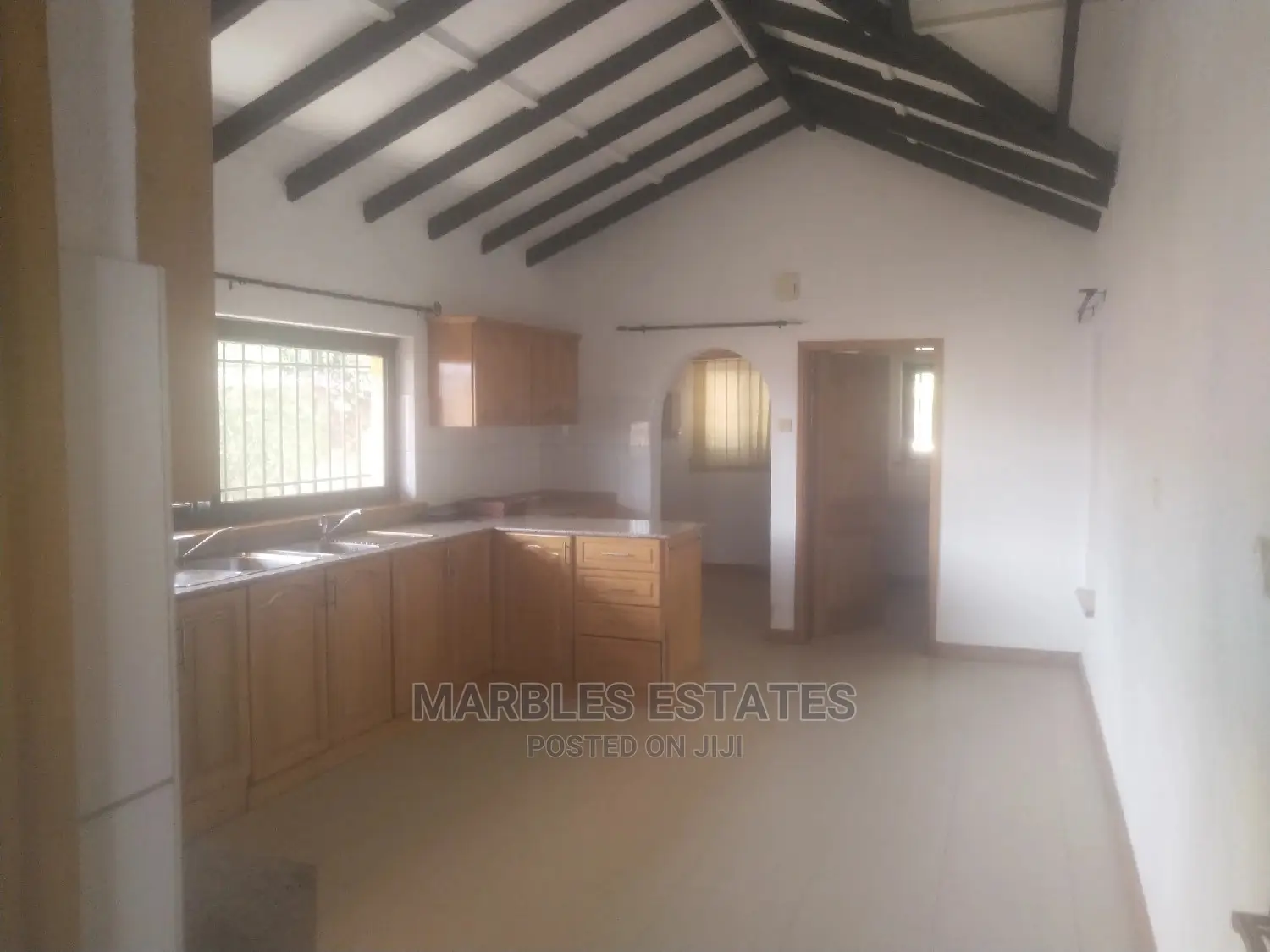 Furnished 3bdrm Apartment in Mbuya, Central Division for Rent