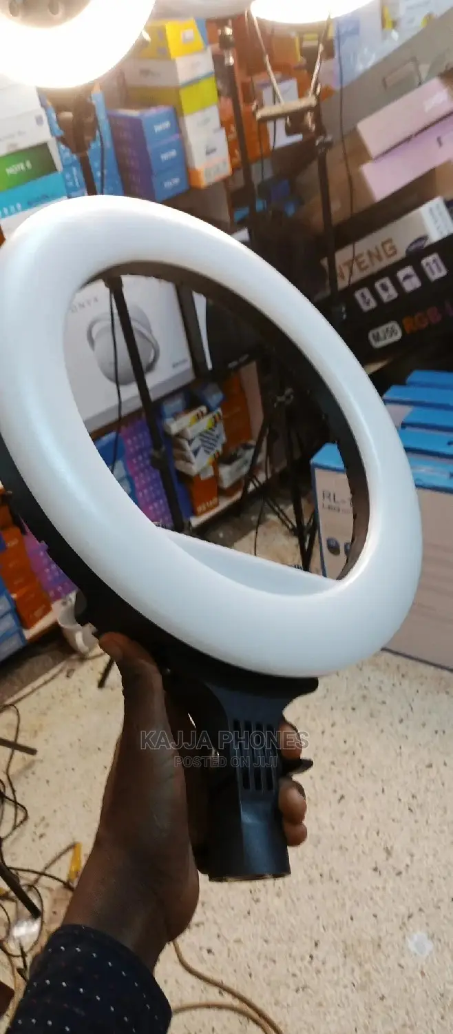 16 Inch Ring Fill Lights