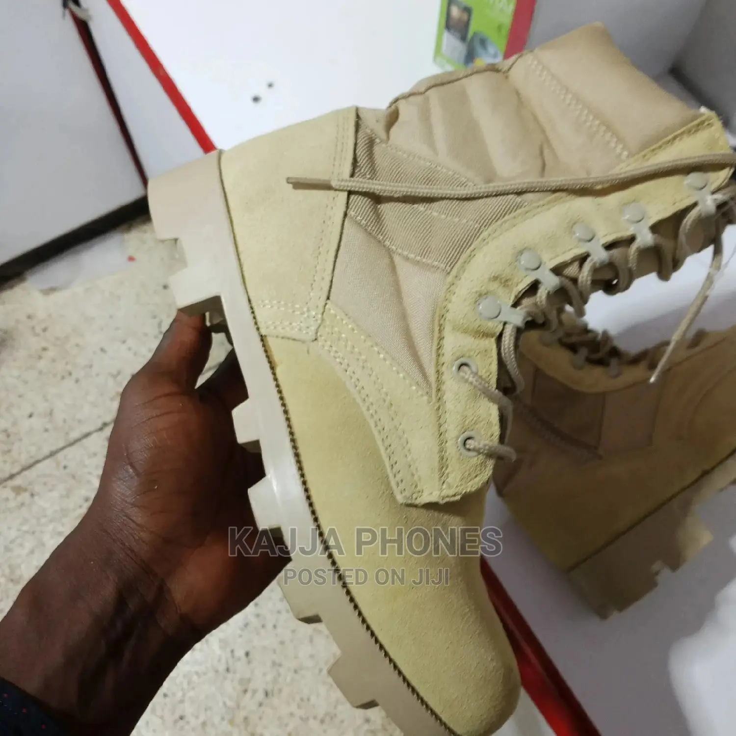 Siwar Desert Boots