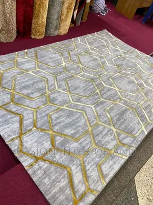 Center Rugs