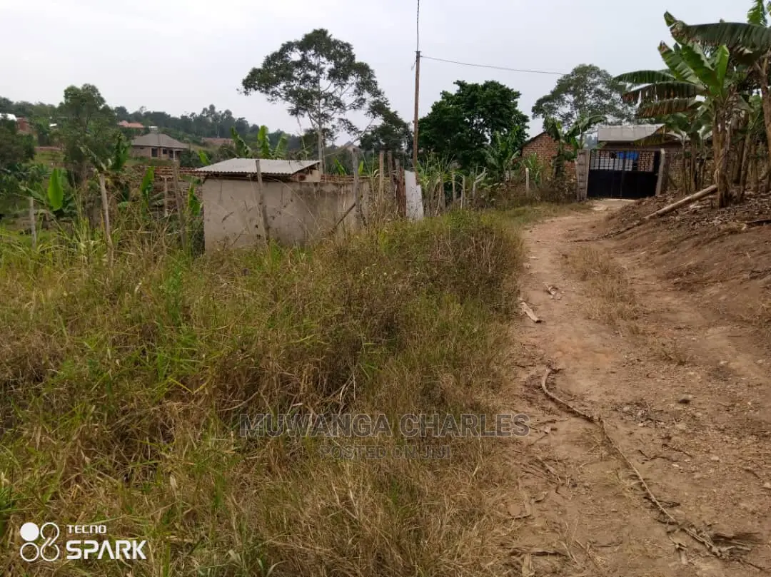 Plot's for Sale in Buwate