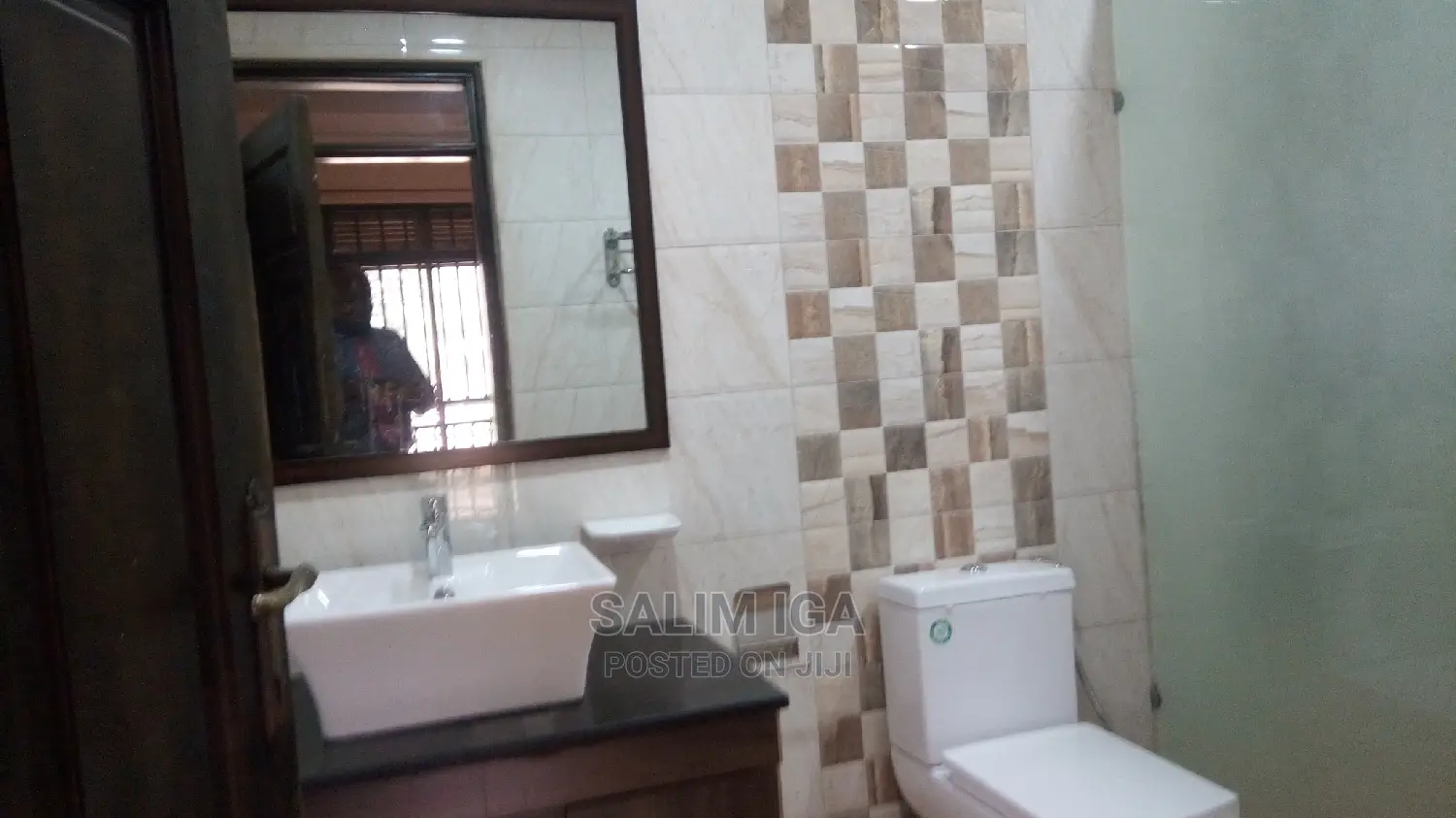 4bdrm Townhouse/Terrace in Kololo Property, Central Division for Rent