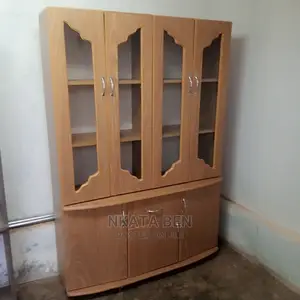 Larva Oak Side Board
