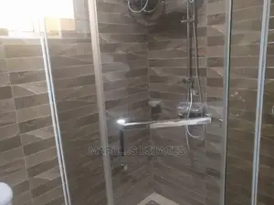 5bdrm Townhouse/Terrace in Bugolobi, Central Division for Rent