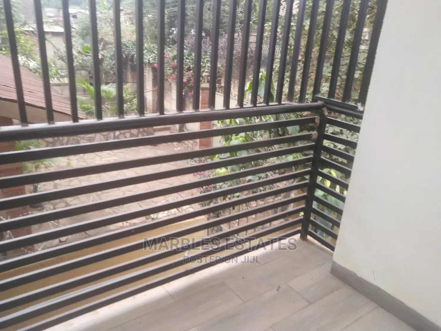 5bdrm Townhouse/Terrace in Bugolobi, Central Division for Rent