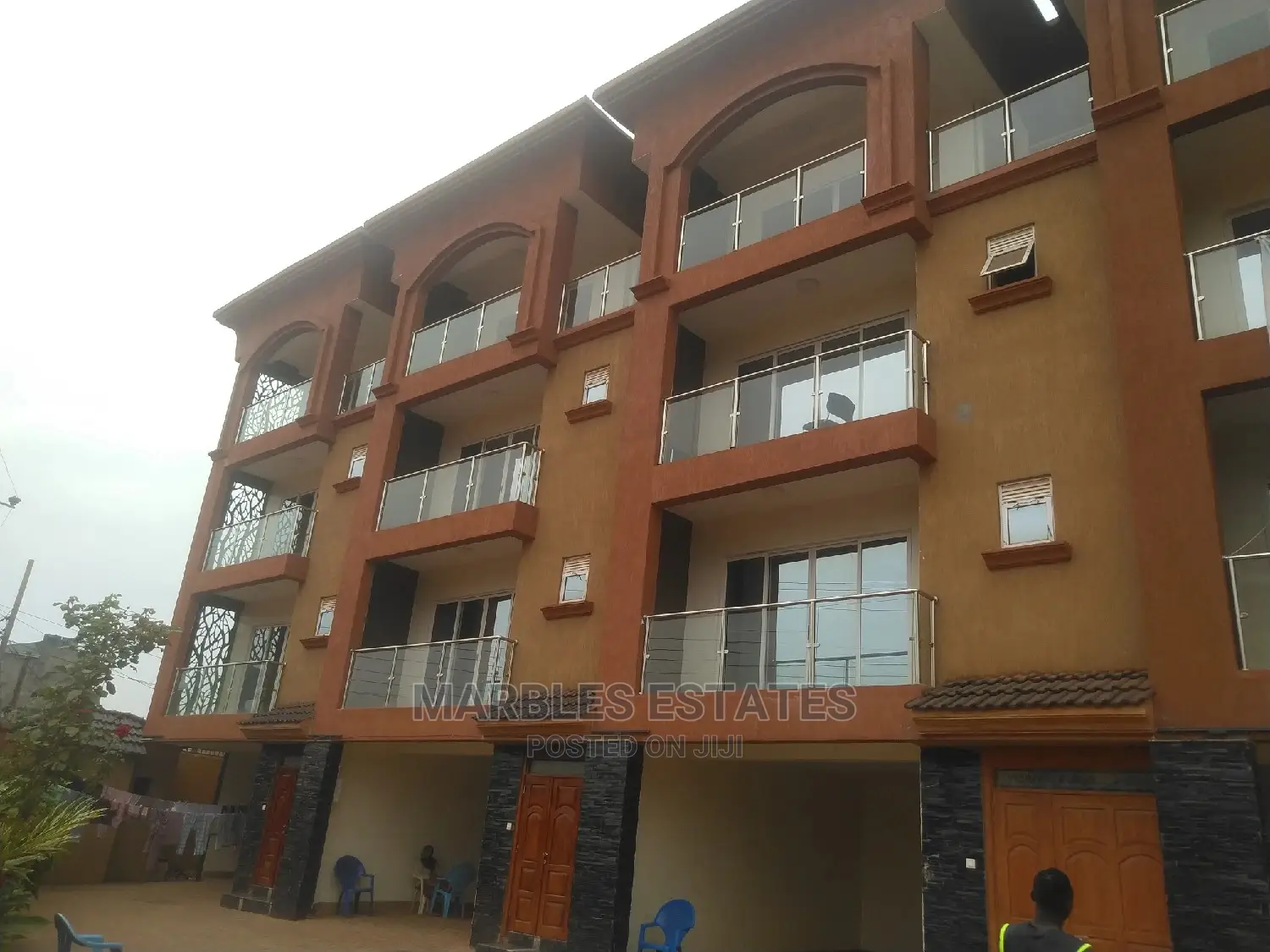 5bdrm Townhouse/Terrace in Bugolobi, Central Division for Rent