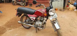 Bajaj Boxer 2022 Red