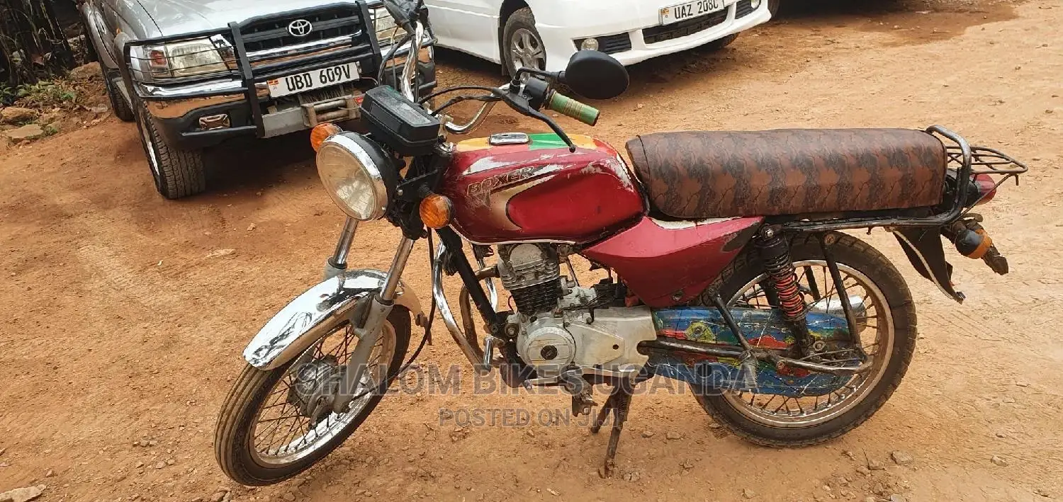 Bajaj Stroke 2017 Red