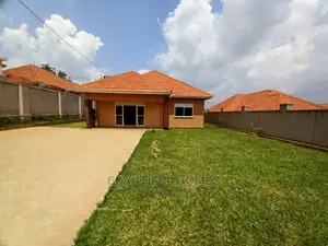 Furnished 4bdrm House in Kira for Sale
