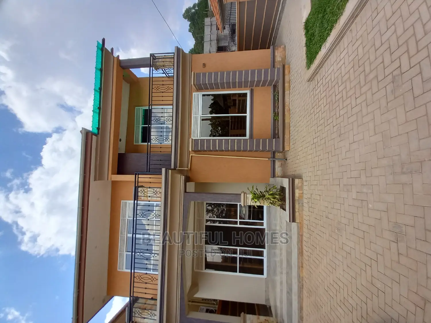 Furnished 4bdrm House in Kira Mamerito Road for Sale