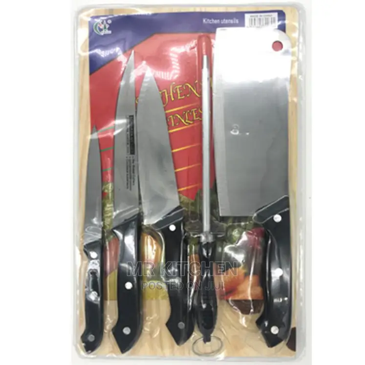Knife Set (With a Chopping Board)