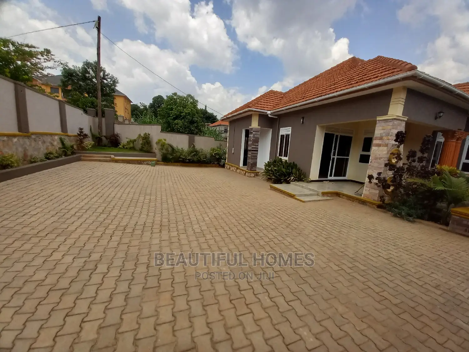 Furnished 4bdrm House in Posh Tarmack Estate, Kira for Sale