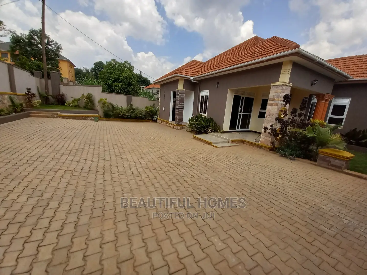 Furnished 4bdrm House in Posh Tarmack Estate, Kira for Sale