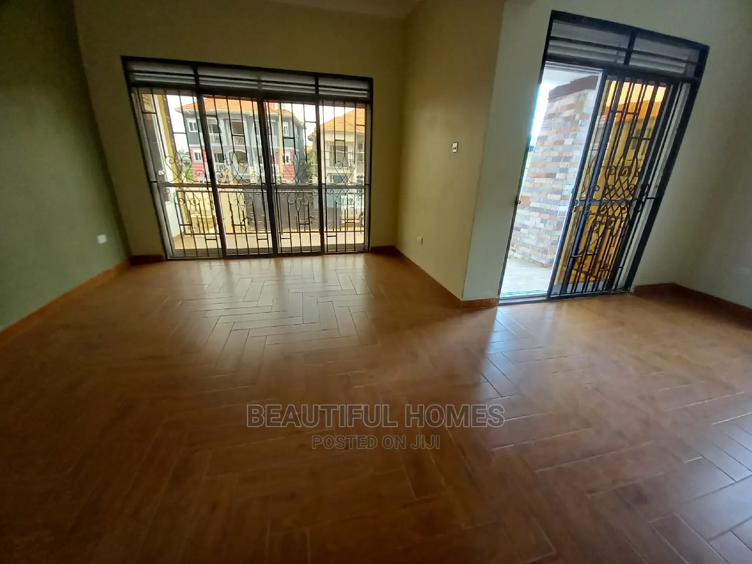 Furnished 4bdrm House in Kira Mamerito for Sale