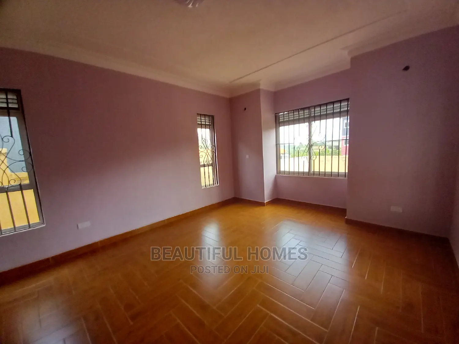 Furnished 4bdrm House in Kira Mamerito for Sale